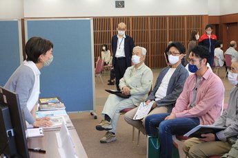 福岡隊員・花村隊員ブース